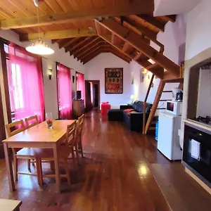 https://casas-da-biquinha.hotels-lisbon-portugal.com
